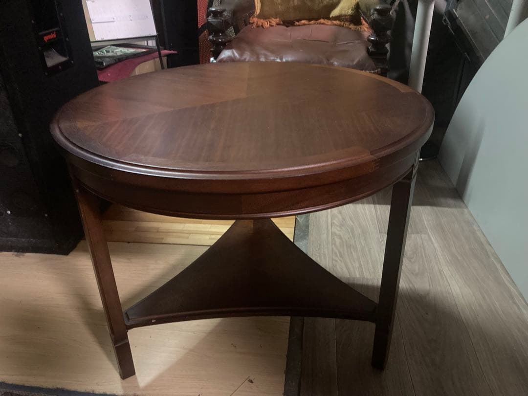 y　マルニ木工　地中海シリーズ　ラウンドテーブル