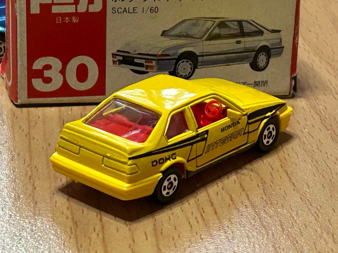 トミカ　インテグラ　日本製