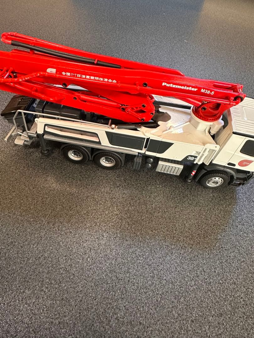 Putzmeister M38-5 ミニカー　コンクリートポンプ車