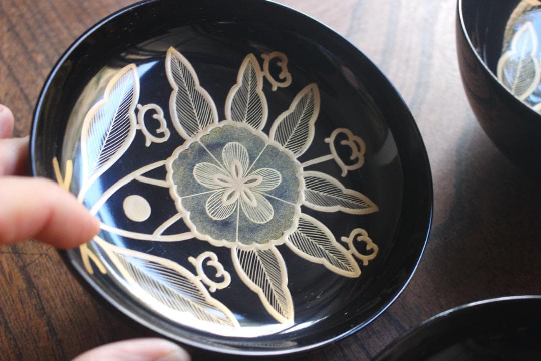 塗キズ有！優美な塗分けに極上木芙蓉蒔絵の映えるお椀2点（検輪島塗京塗雑煮椀