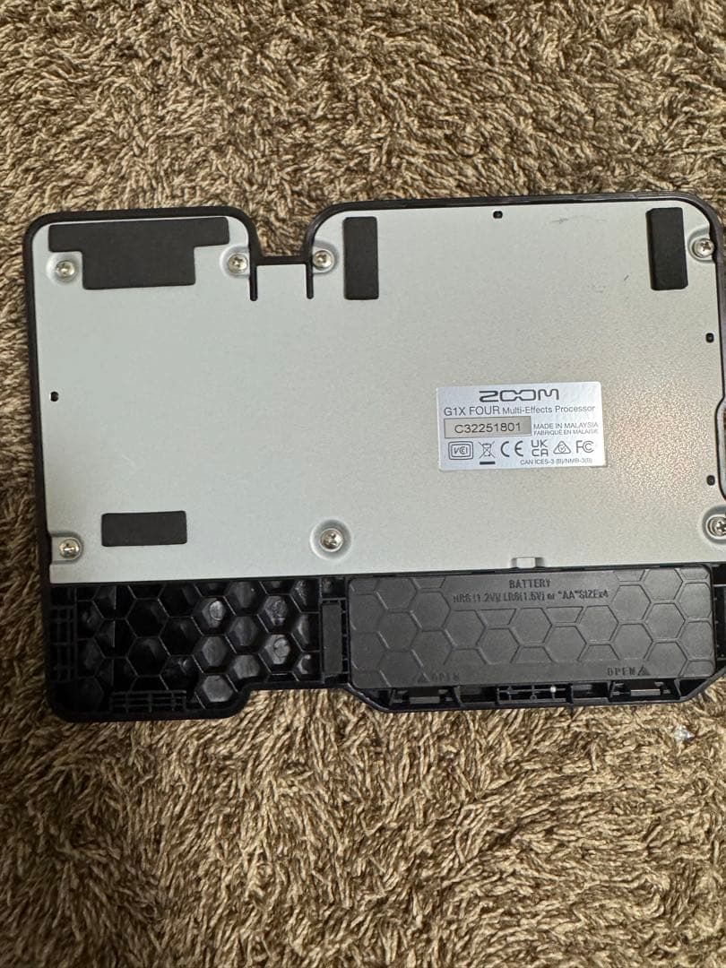 ZOOM G1X Four マルチエフェクター 箱無し 本体のみ