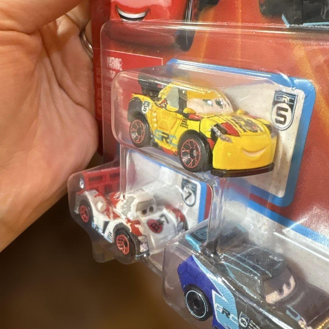 海外限定品　Disney Pixar Cars ミニカー 3台セット