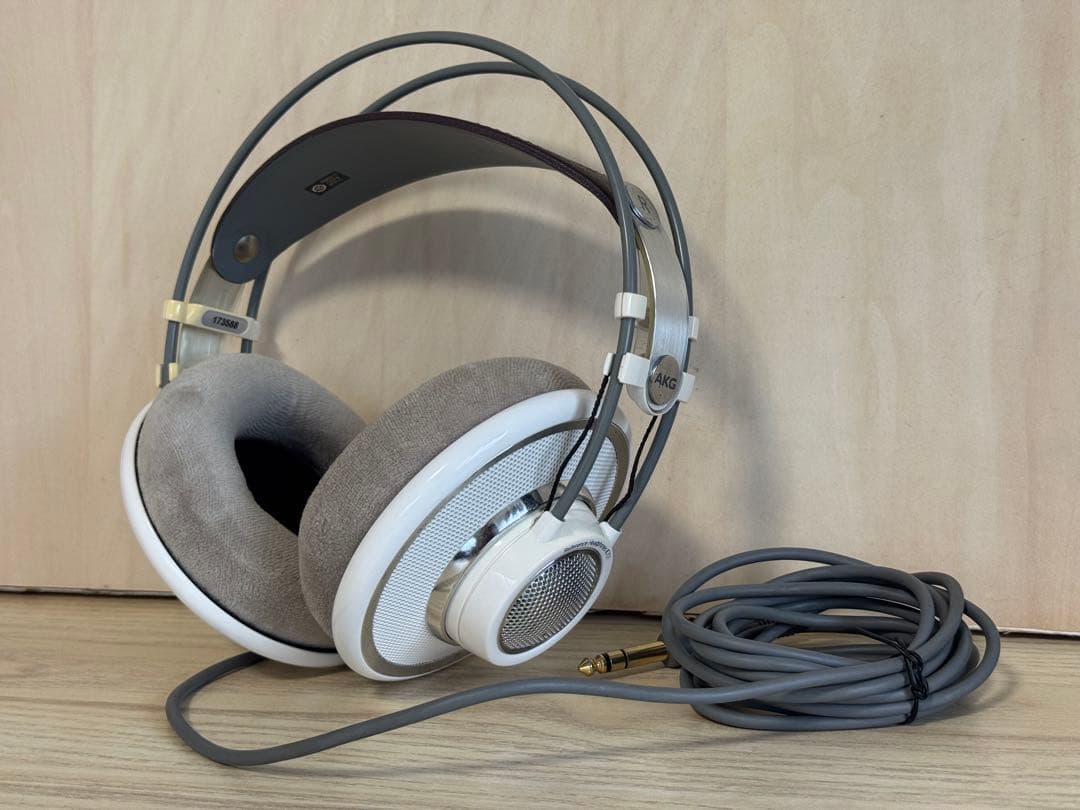 AKG K701 ヘッドホン