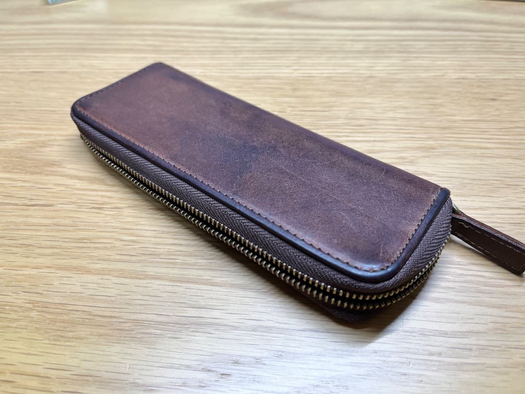 sot プエブロレザー ラウンドファスナー ペンケース