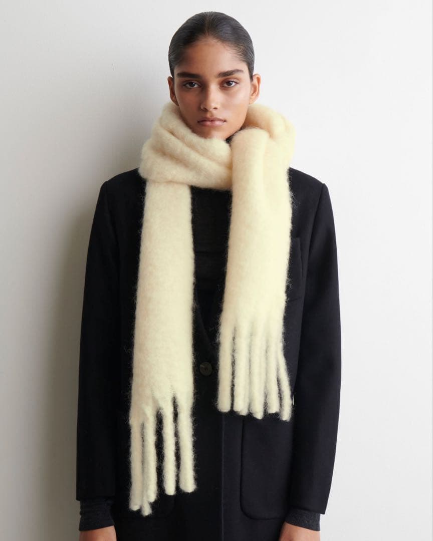 新品未使用 COS フリンジブラッシュドモヘアマフラー バターミルク