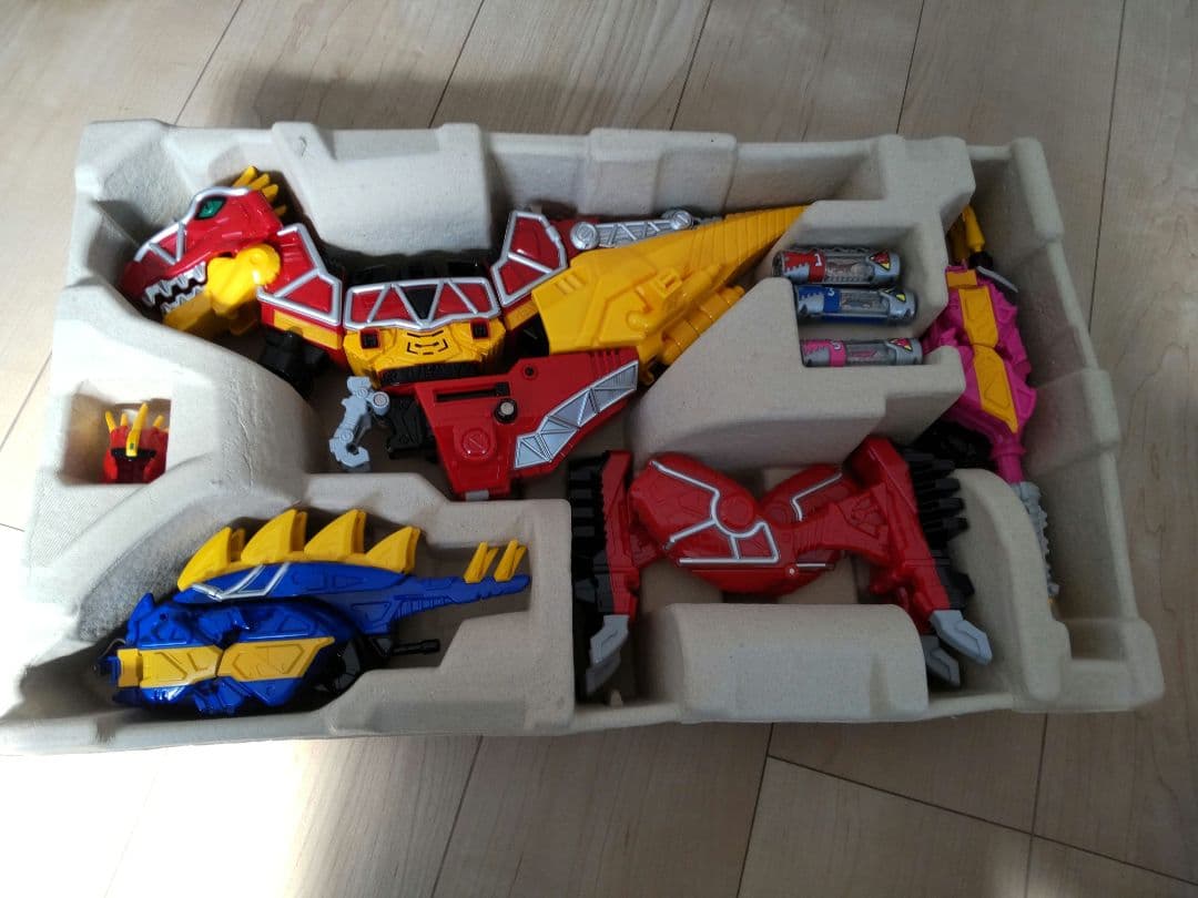 DX恐竜戦隊ジュウレンジャー フィギュアセット キョウリュウジン プテライデンオ