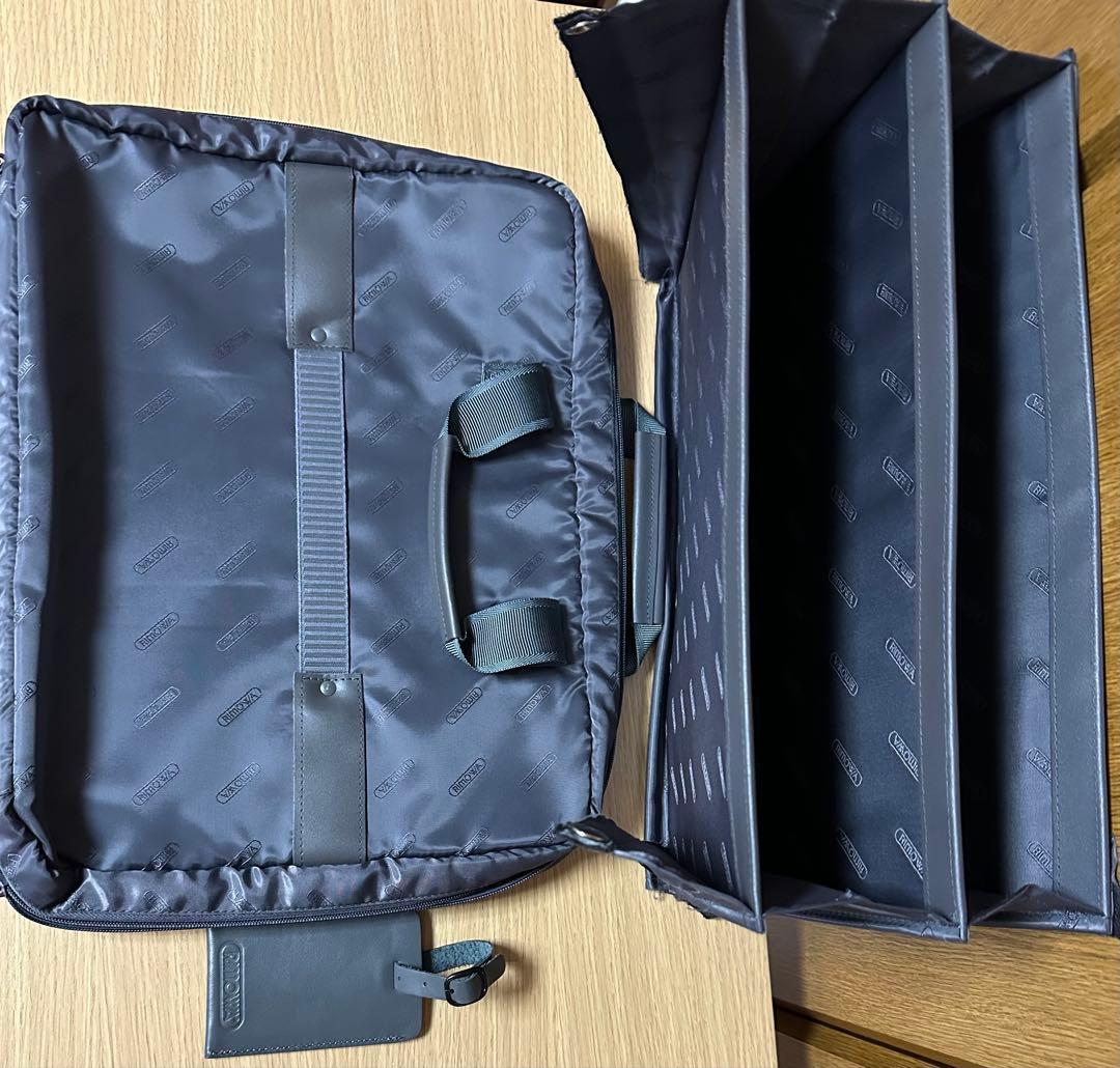 DQT 　RIMOWA リモワ　スーツケース 23L 伊勢丹本店購入