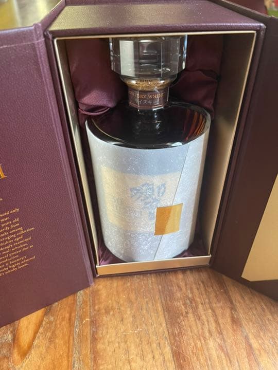 ★貴重品★サントリー　響 HIBIKI 30年　新品未開封