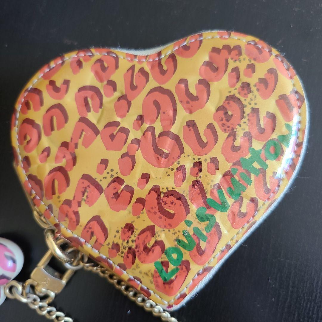 ルイヴィトン　Louis Vuitton ハート型ケース　レオパード