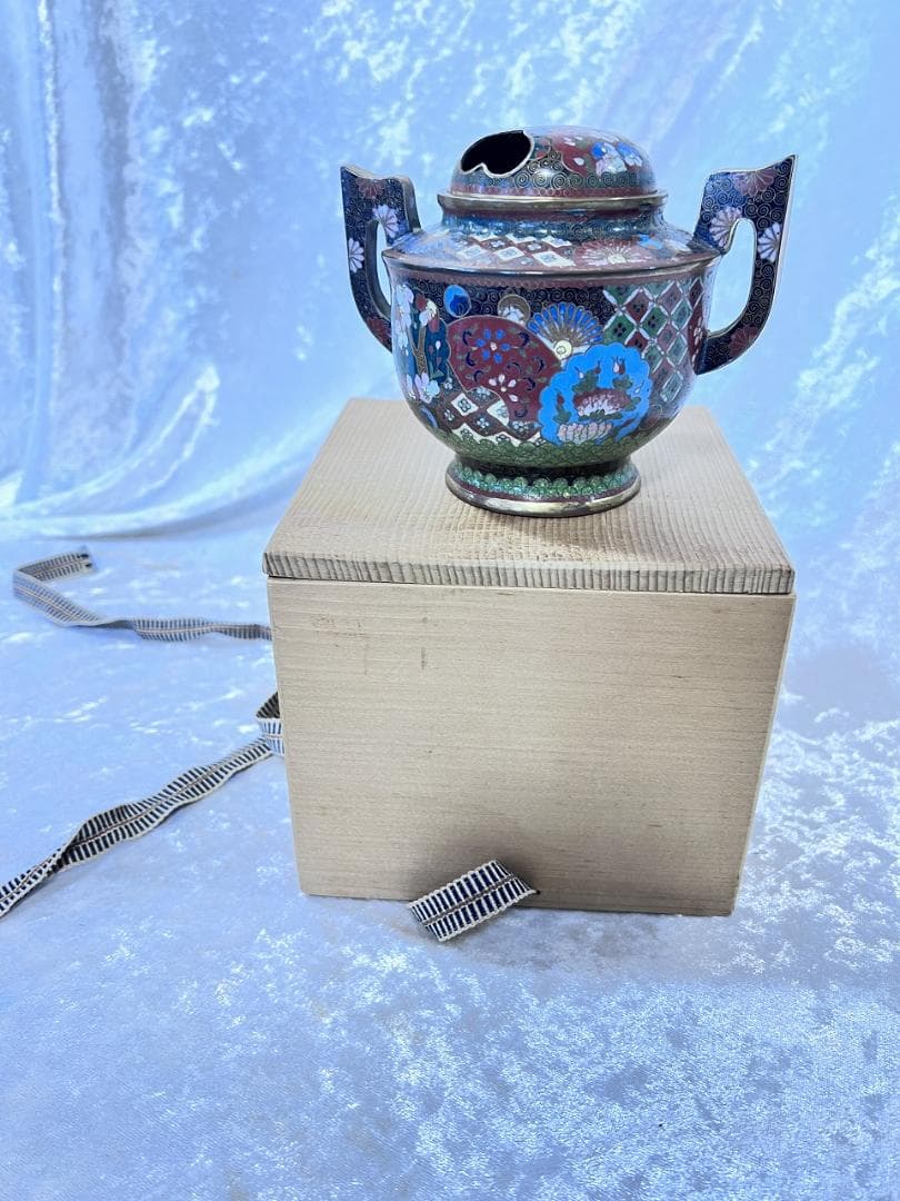 七宝香炉　蓋付き　明治期　合せ箱　花草紋　菊　梅 W12×D10×H9㎝