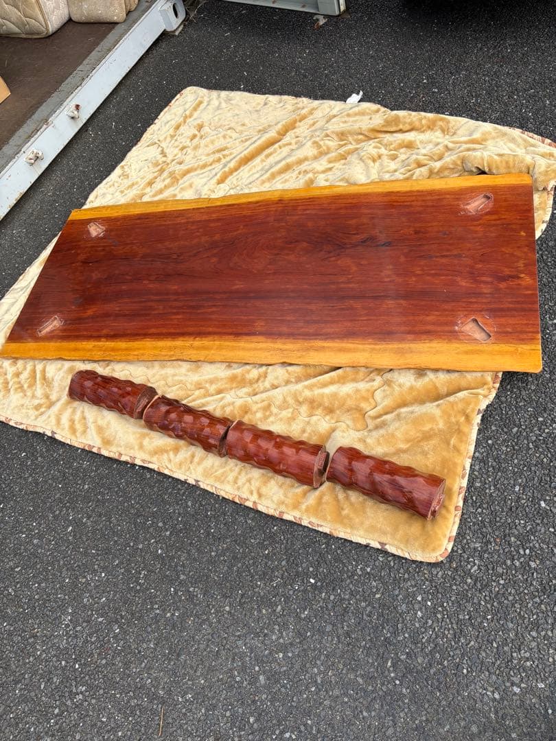 定価70万　1枚板テーブル　送料無料