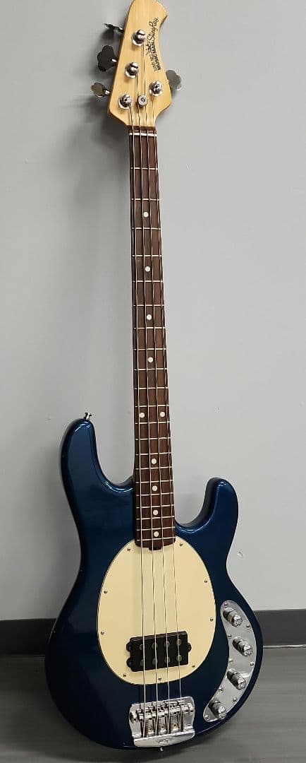1/18日まで値下げ中 スティングレイ musicman stingray 4