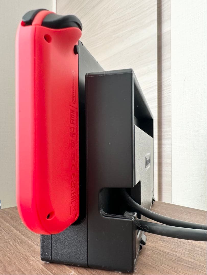 【限定価格】Nintendo Switch 本体 Joy-Con 充電ドック付