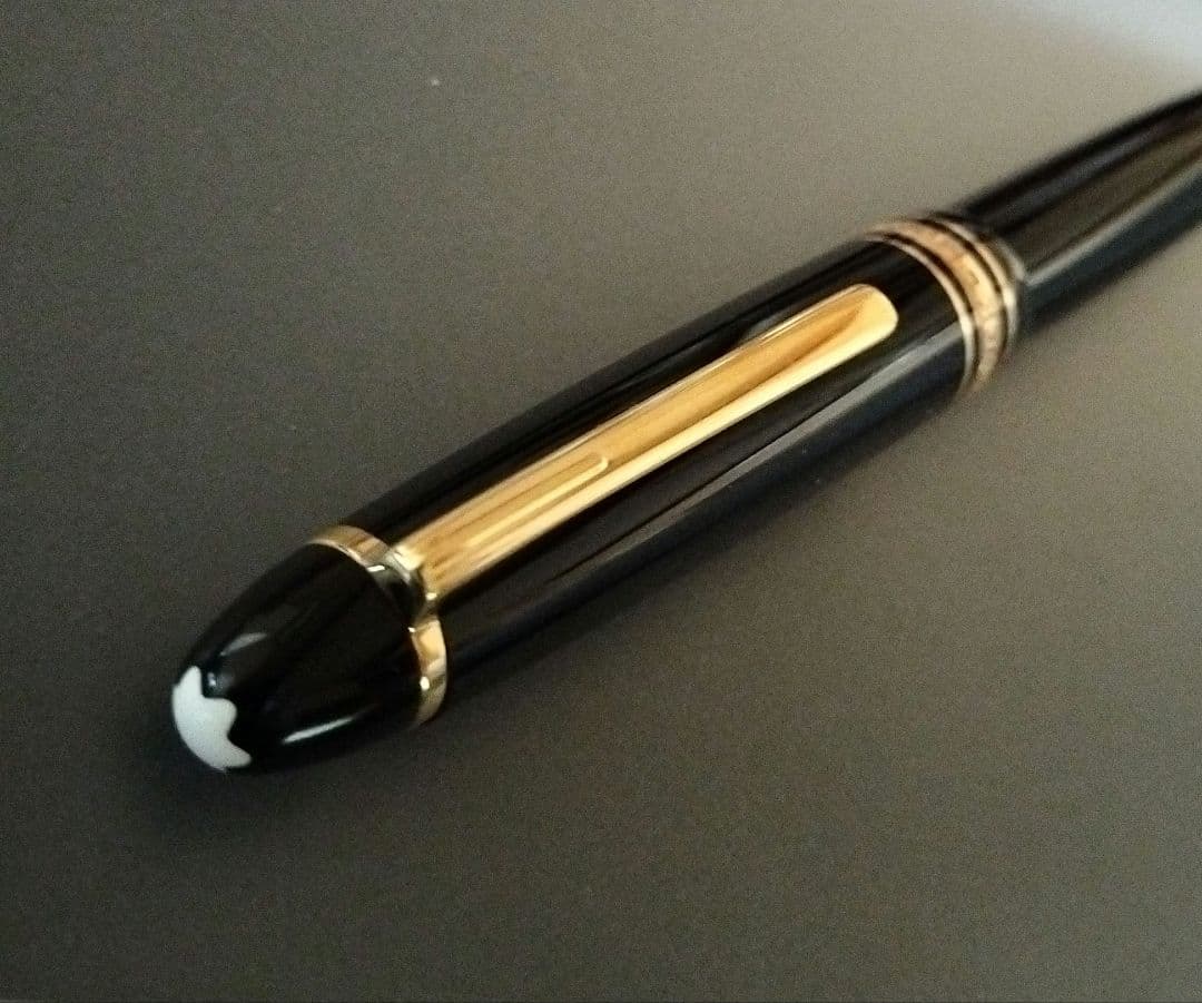 モンブラン　マイスターシュテュック　ル・グラン　ローラーボール　ゴールド