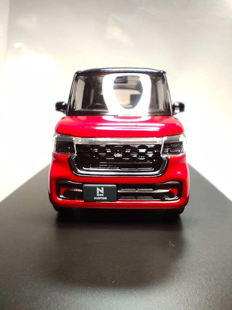 ⭕️新品貴重❗新型N-BOXCustomカラーサンプルミニカー1/43 (^^)