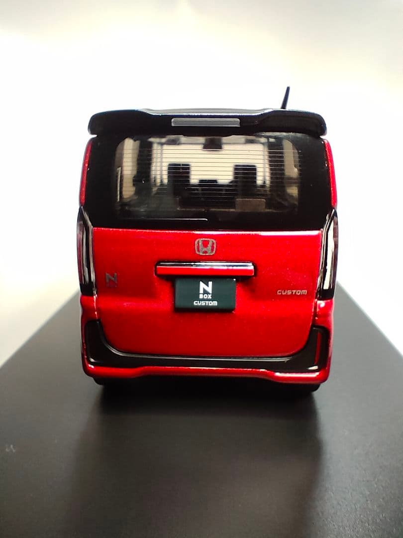 ⭕️新品貴重❗新型N-BOXCustomカラーサンプルミニカー1/43 (^^)