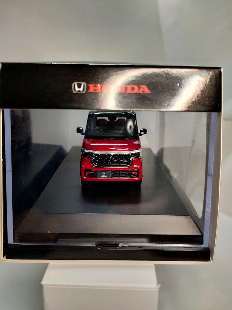 ⭕️新品貴重❗新型N-BOXCustomカラーサンプルミニカー1/43 (^^)