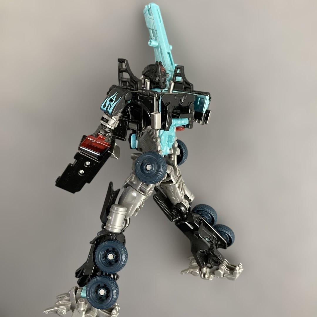 限定　Nemesis Prime Evasion Mode トランスフォーマー博