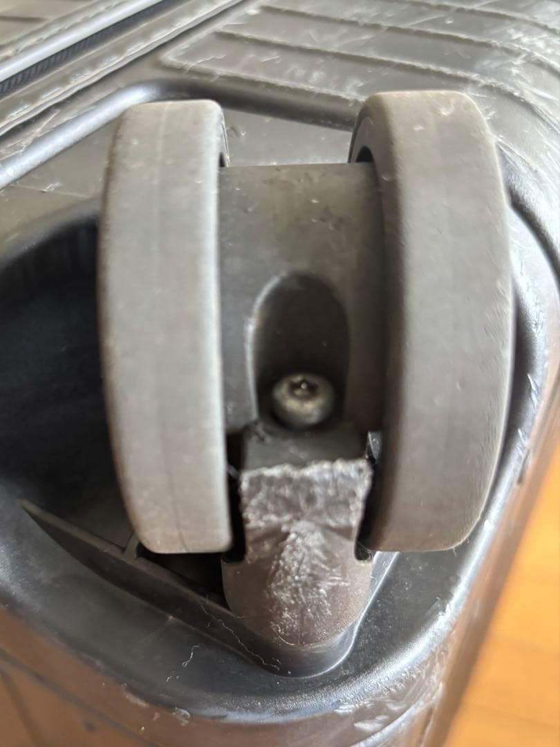 Y*様 RIMOWA ESSENTIALSLEEVE CabinPlus