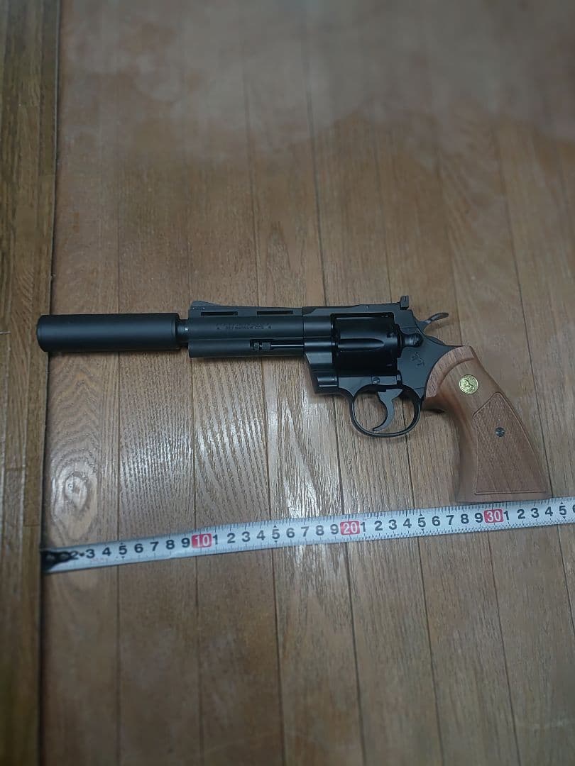 タナカ コルトパイソン 冴羽獠モデル 木製グリップ付 中古 美品 BB弾おまけ