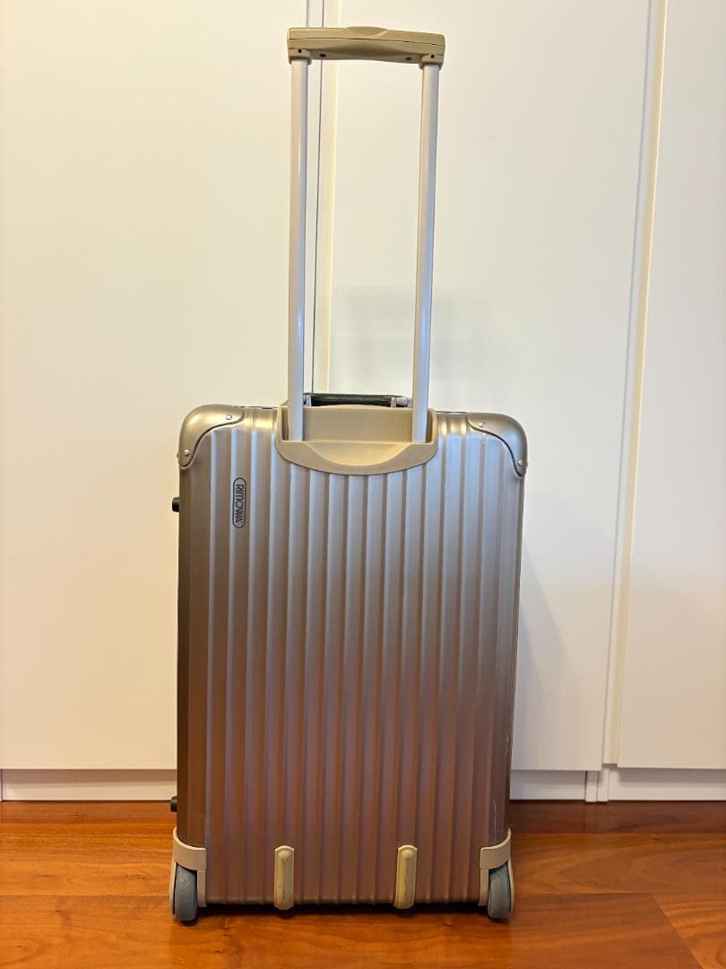 RIMOWA トパーズ チタニウム　944.63　TSAロック