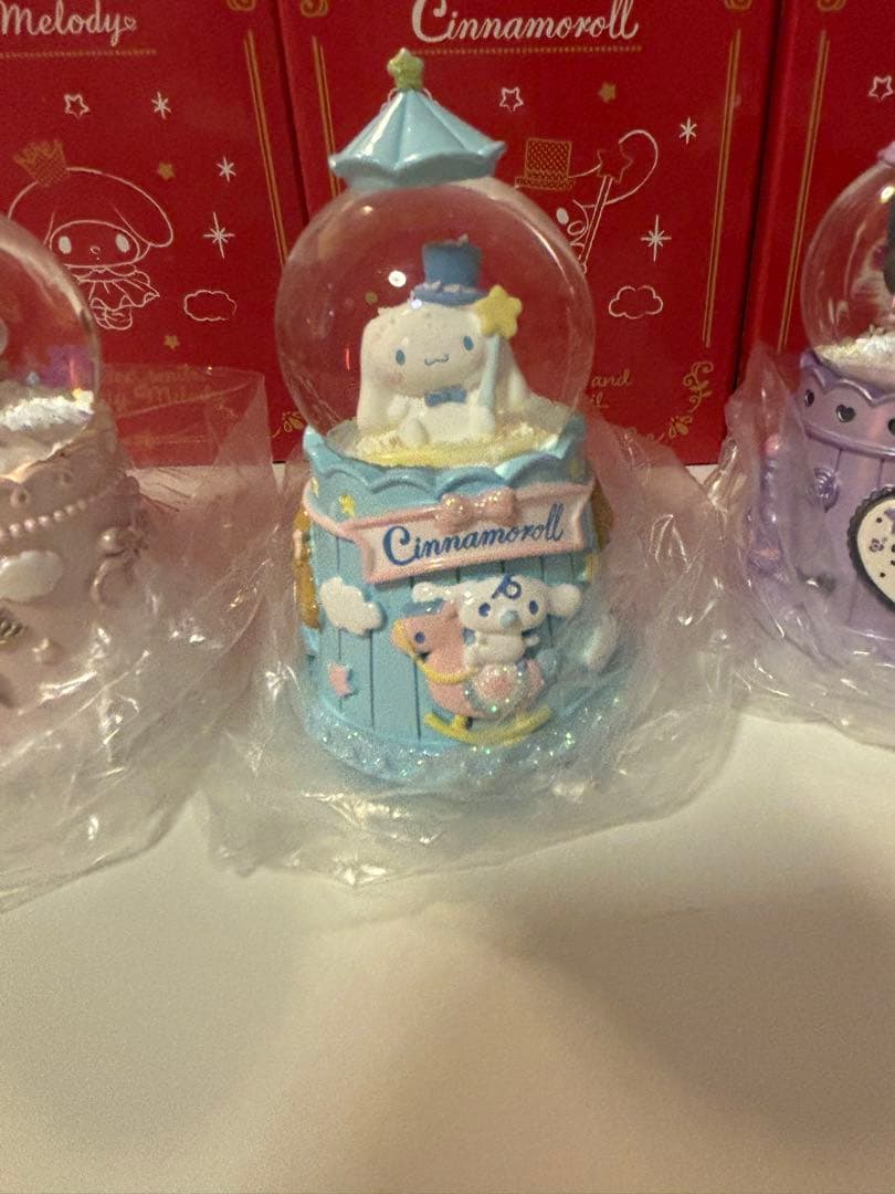 サンリオ スノーグローブ マイメロ、シナモロール、クロミ