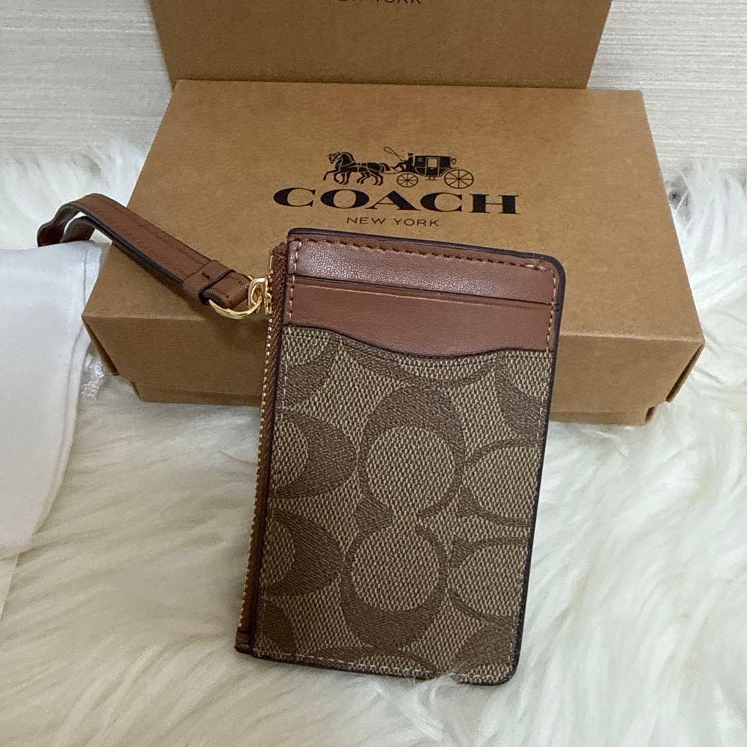 COACH ブラウンレザー ケース