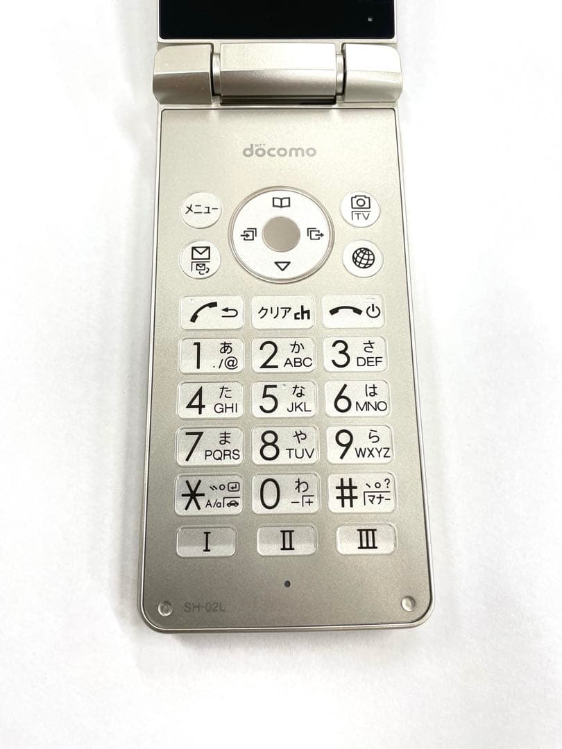 docomo ガラケー　 ゴールド　AQUOS