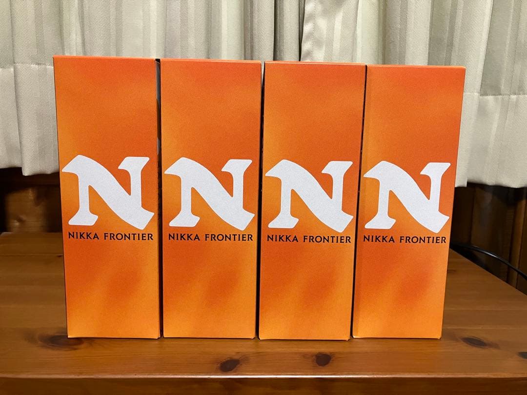ニッカ　フロンティア　4本セット箱付き　未開栓