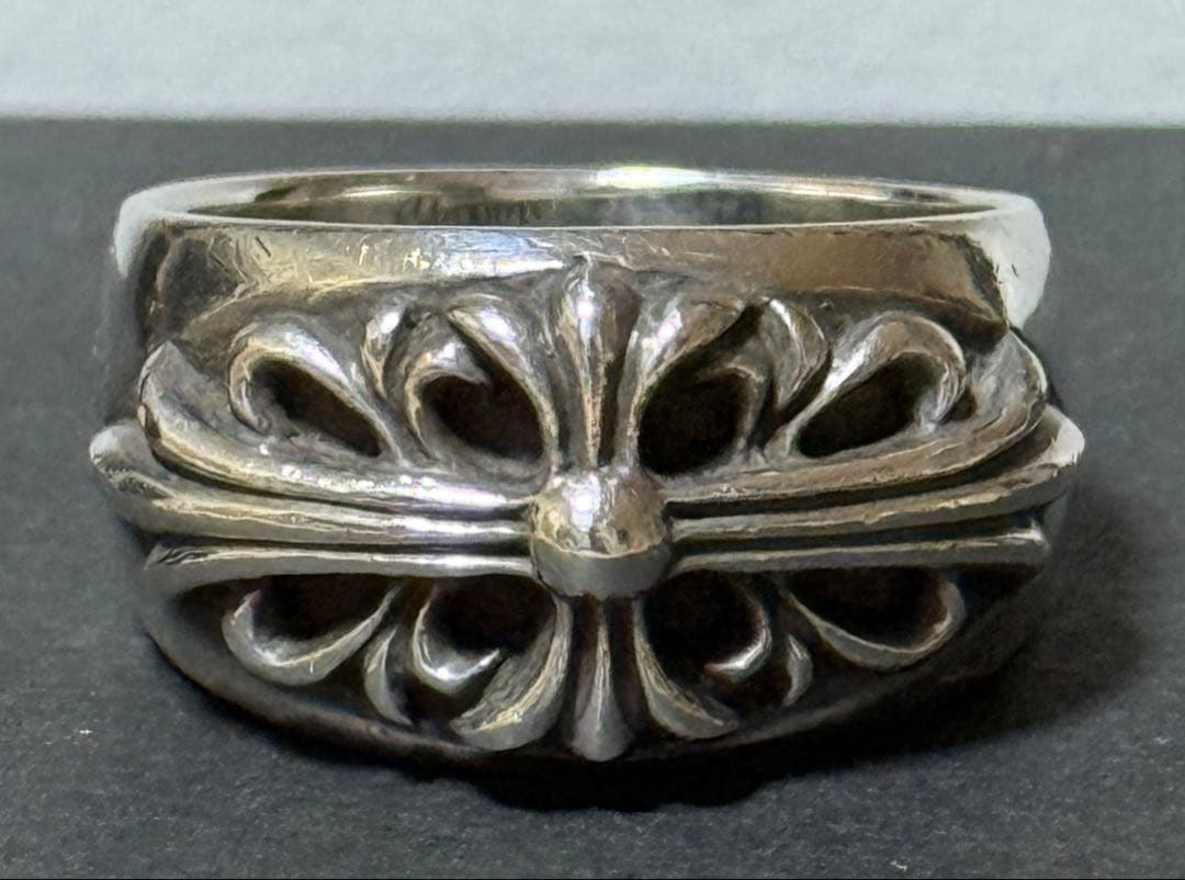 CHROME HEARTS フローラルクロスリング 26号