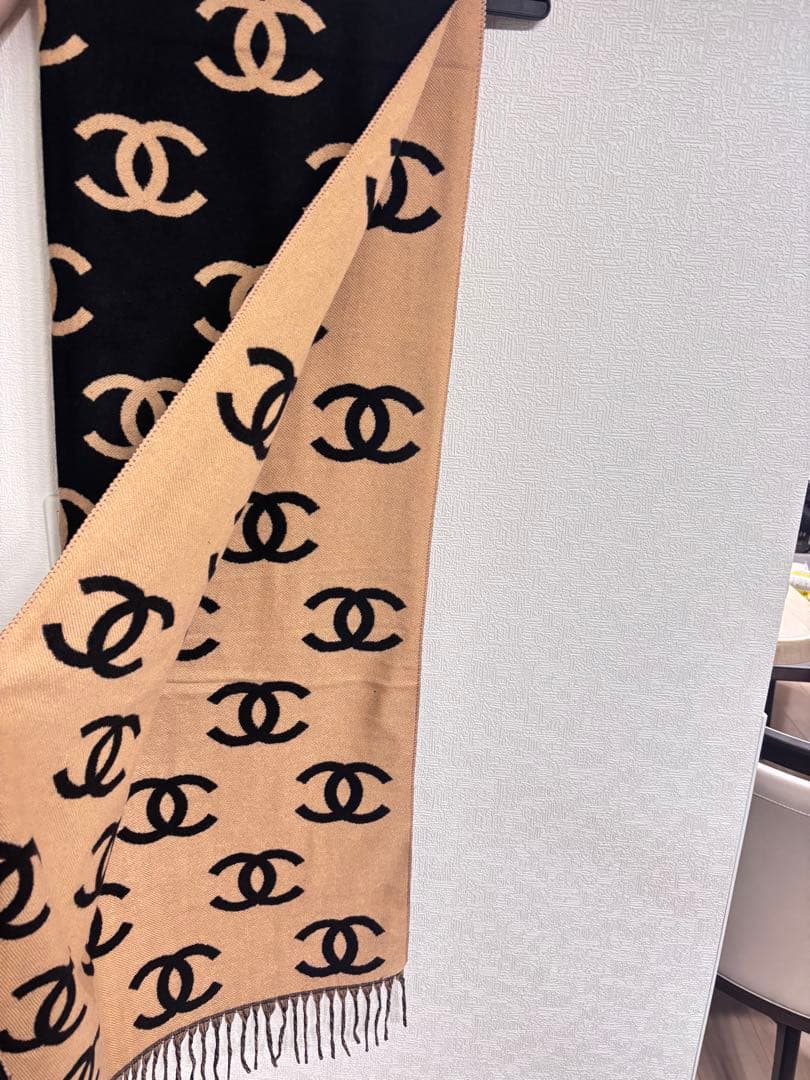 CHANEL マフラー ノベルティ品 黒 ベージュ