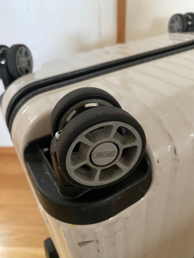 RIMOWA サルサエアー 65ℓ