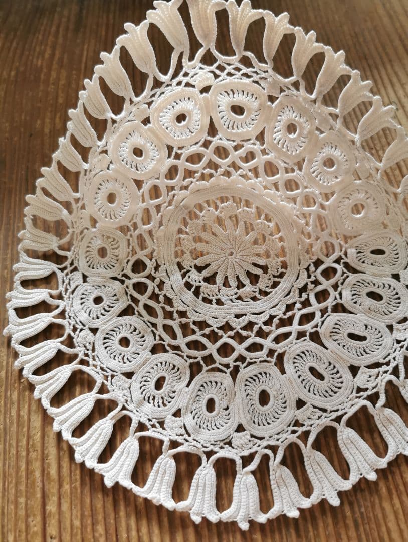 アンティークふっくらクロシェレース編 鈴蘭/百合/蛍袋 エーデルワイス ドイリー