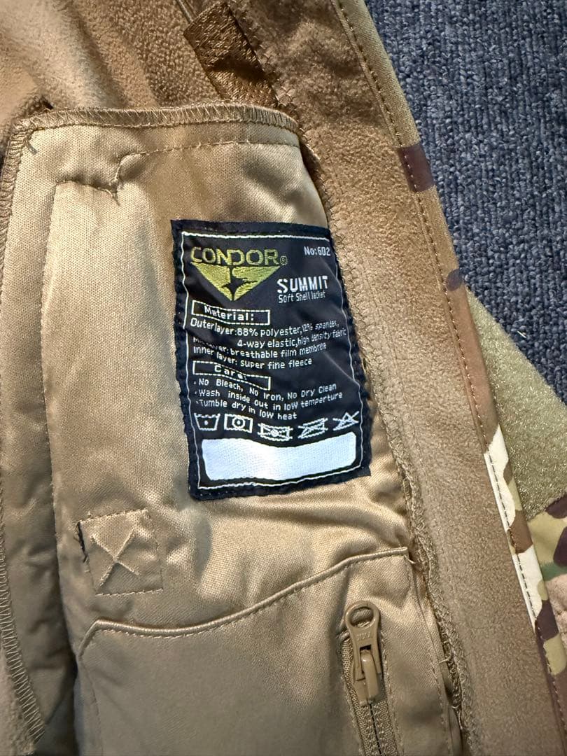 CONDOR コンドル　サミット　マルチカム 美品　ソフトシェルジャケット②
