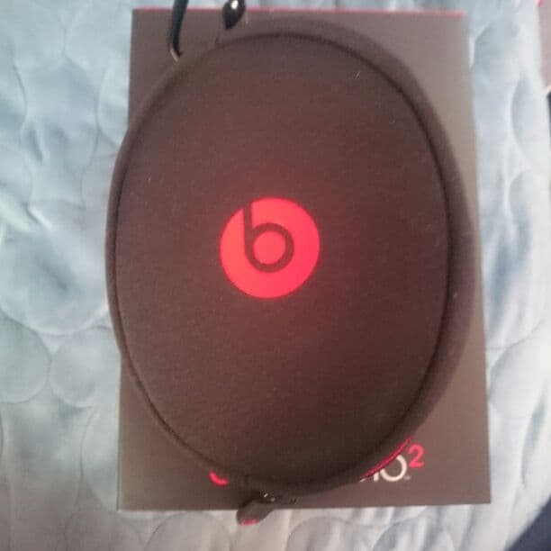 ヘッドホン beatsSolo2