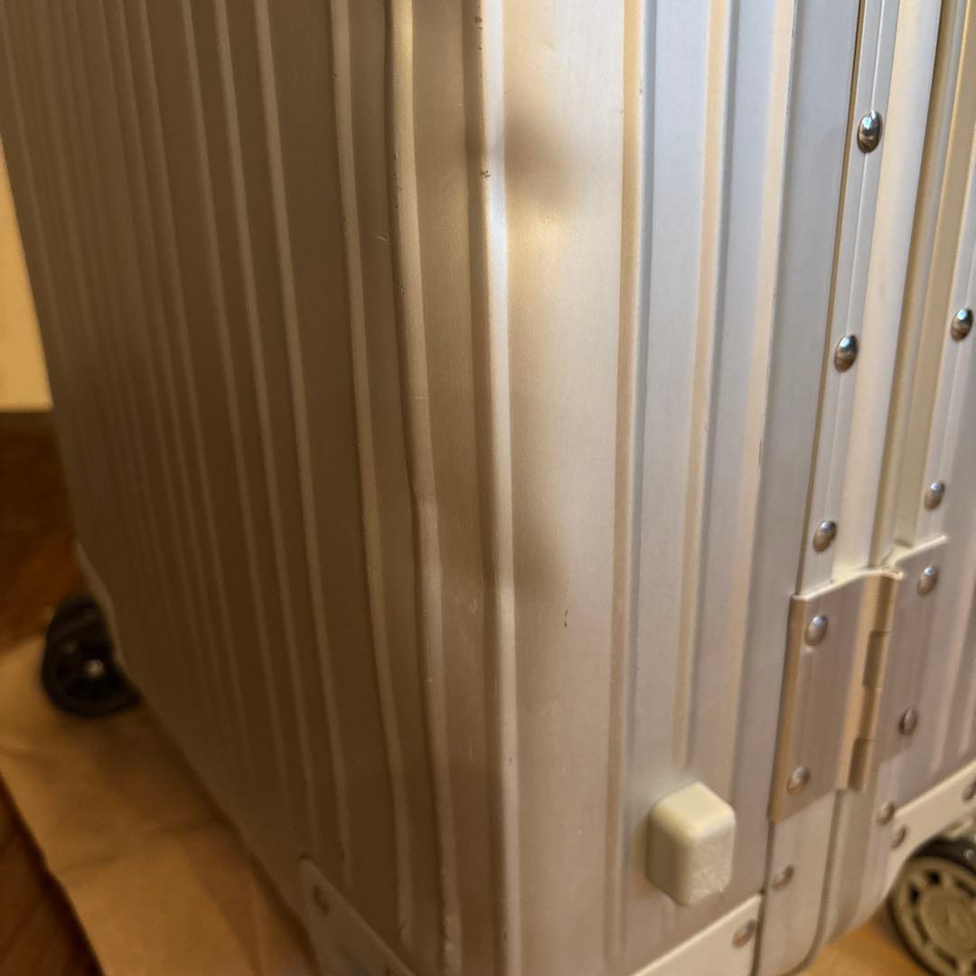 Mercedes Benzキャリーケース シルバー 中型