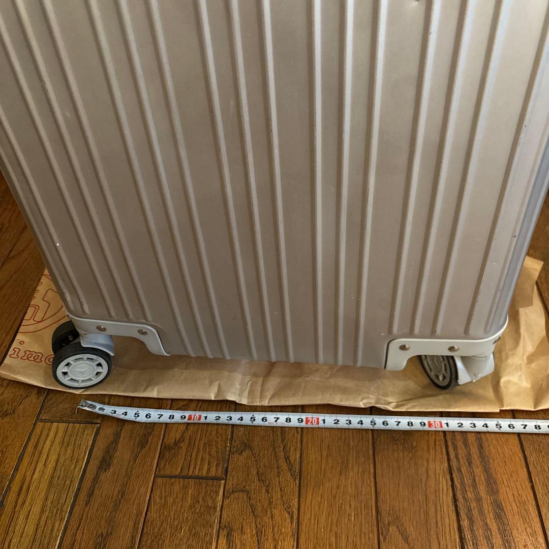 Mercedes Benzキャリーケース シルバー 中型