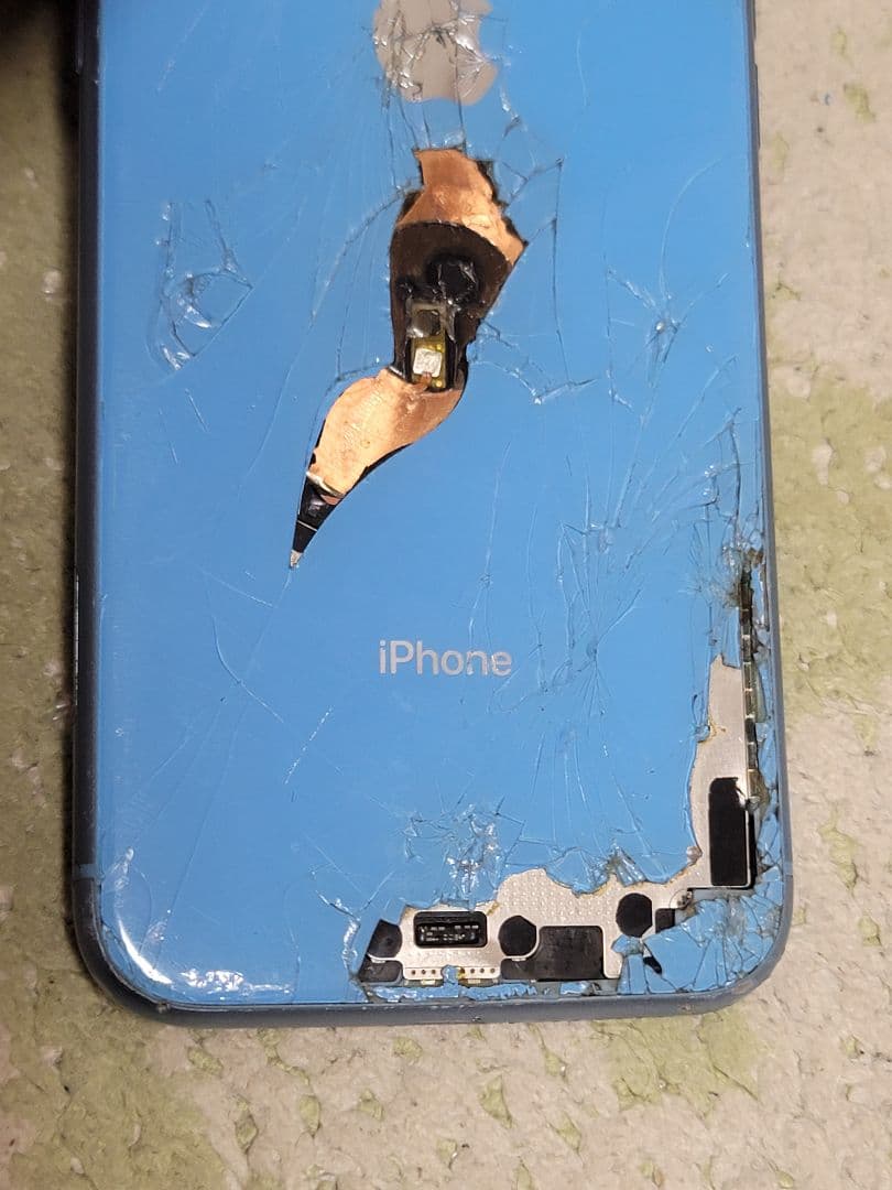 Apple iPhone XR 本体 スマホ