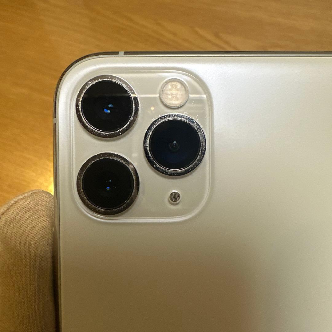 Apple iPhone 11 Pro シルバー 256GB 最大容量83%