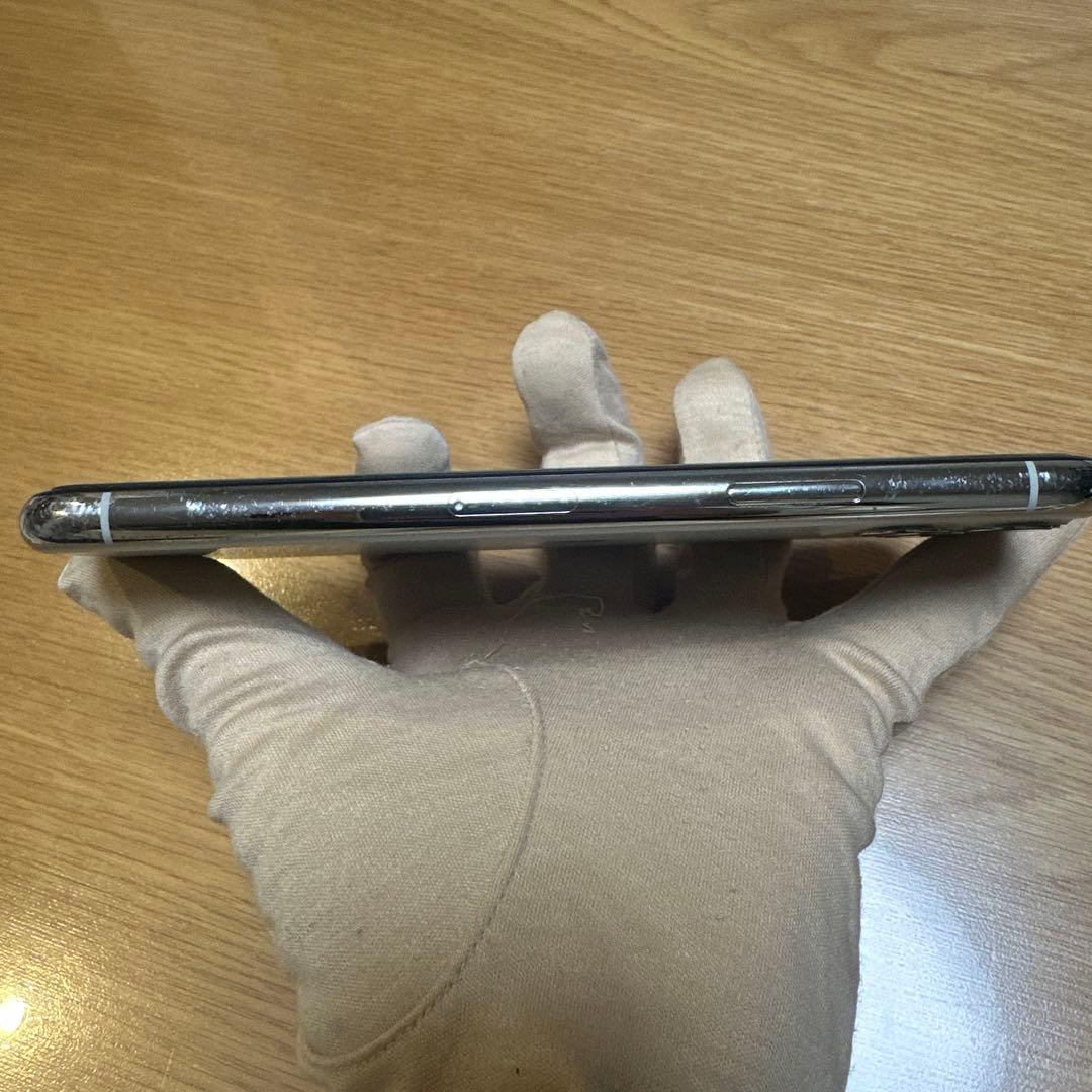 Apple iPhone 11 Pro シルバー 256GB 最大容量83%