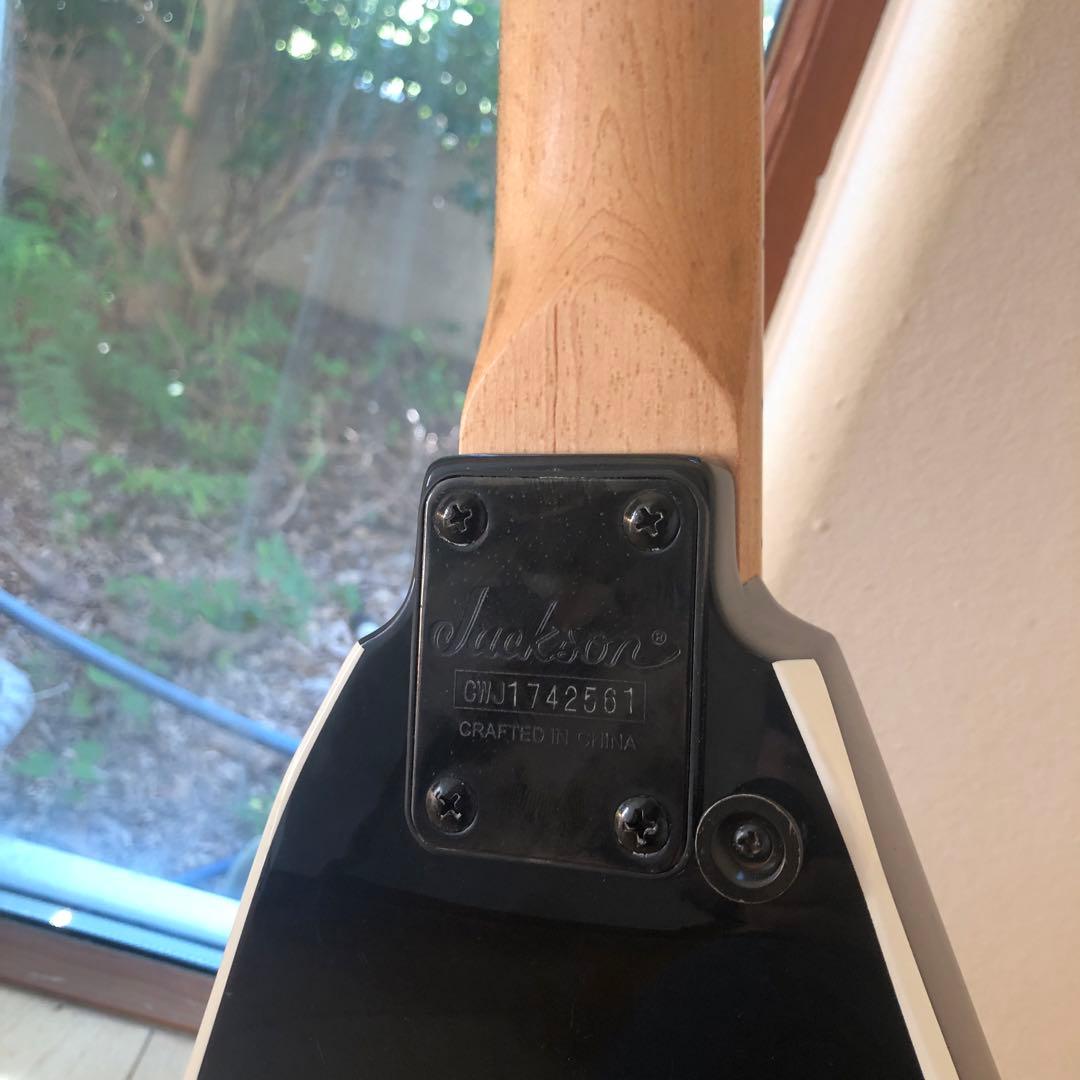 Jackson Rhoads JS32 ランディV　ジャクソン