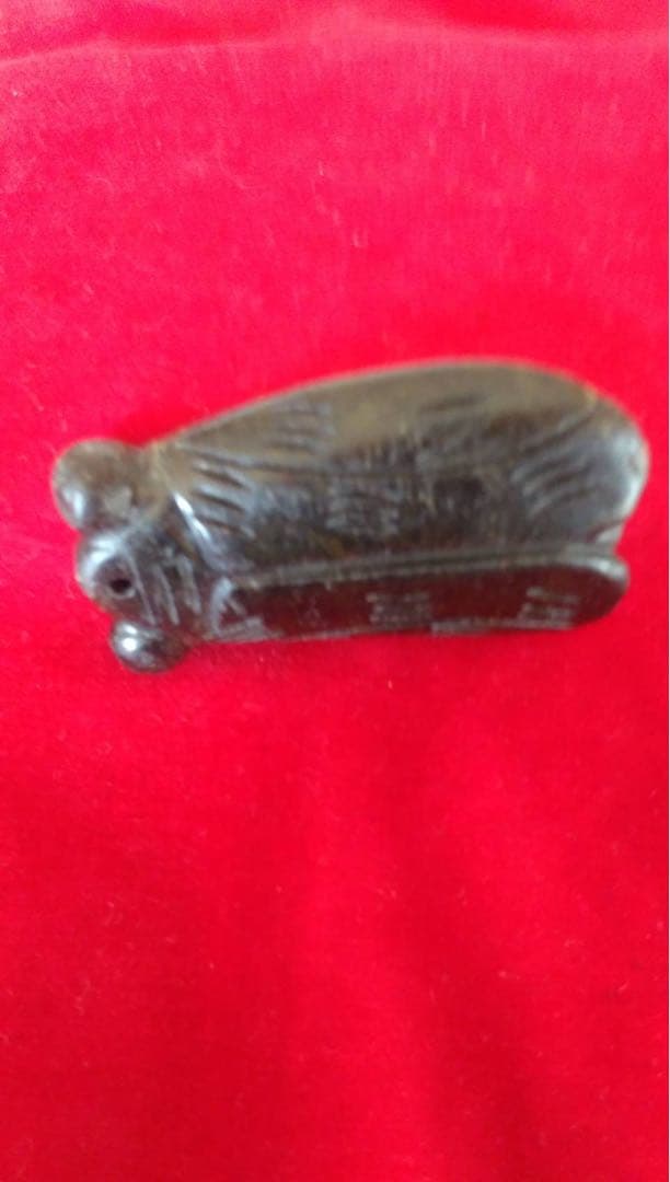 中国　古玉　蝉