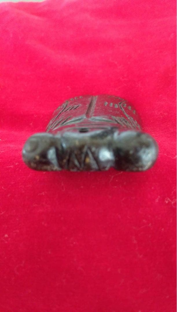 中国　古玉　蝉