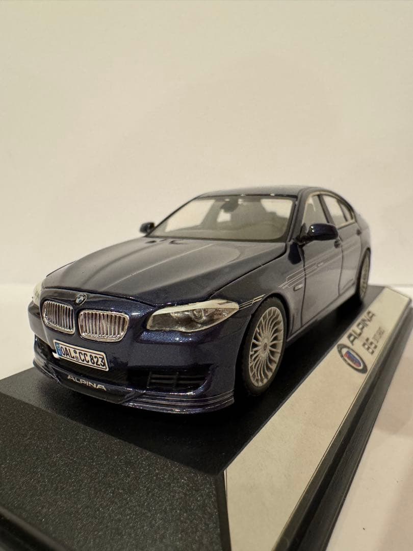 JM-model BMW アルピナ B5 F10 ドイツ職人によるカスタム