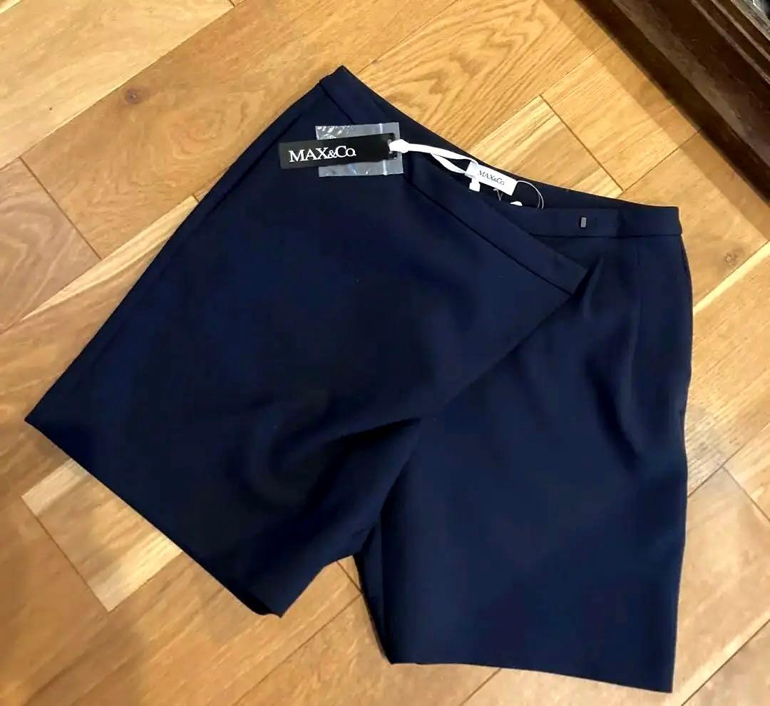 チサ 新品タグ付き⭐︎マックス&コー　ネイビー　ショートパンツスカート