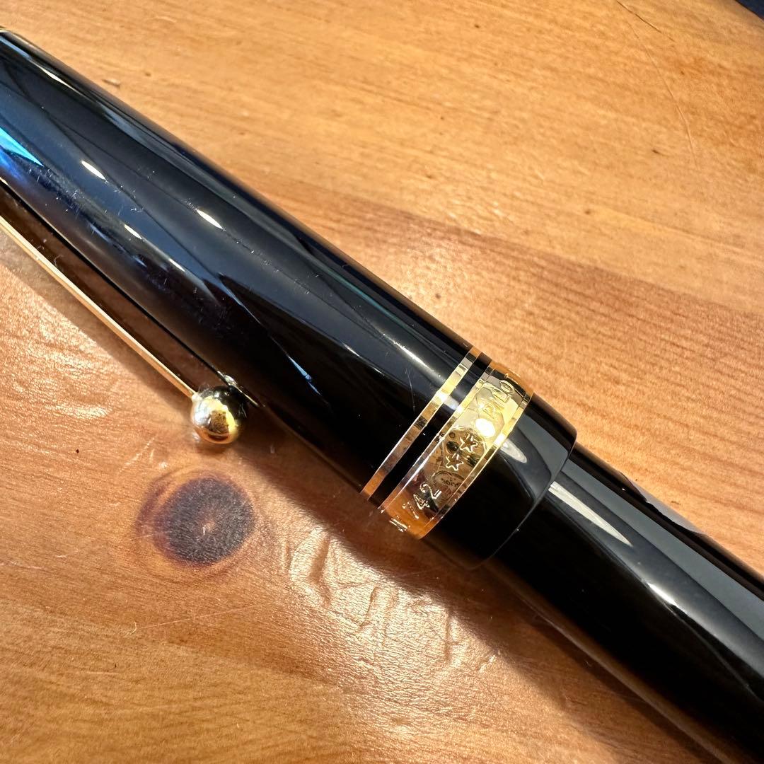 PILOT 万年筆 カスタム742 細字F ブラック