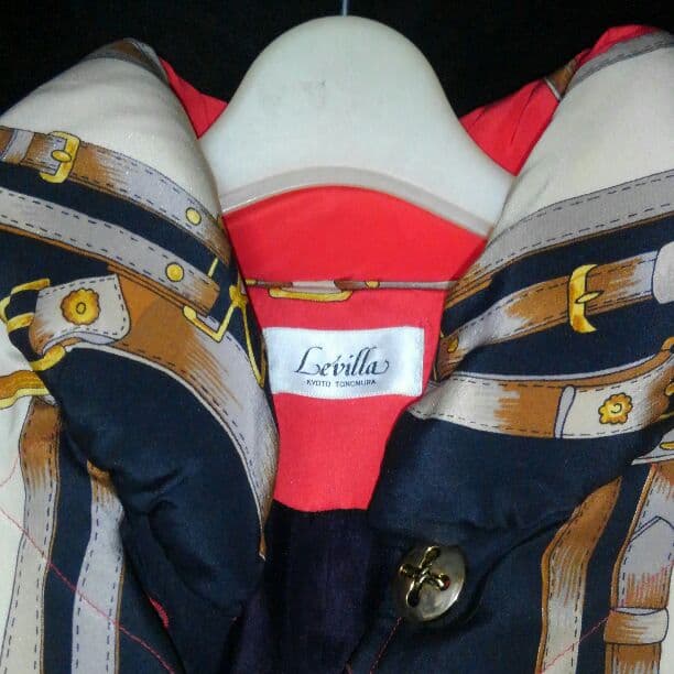 シルク１００％　バブリーコート