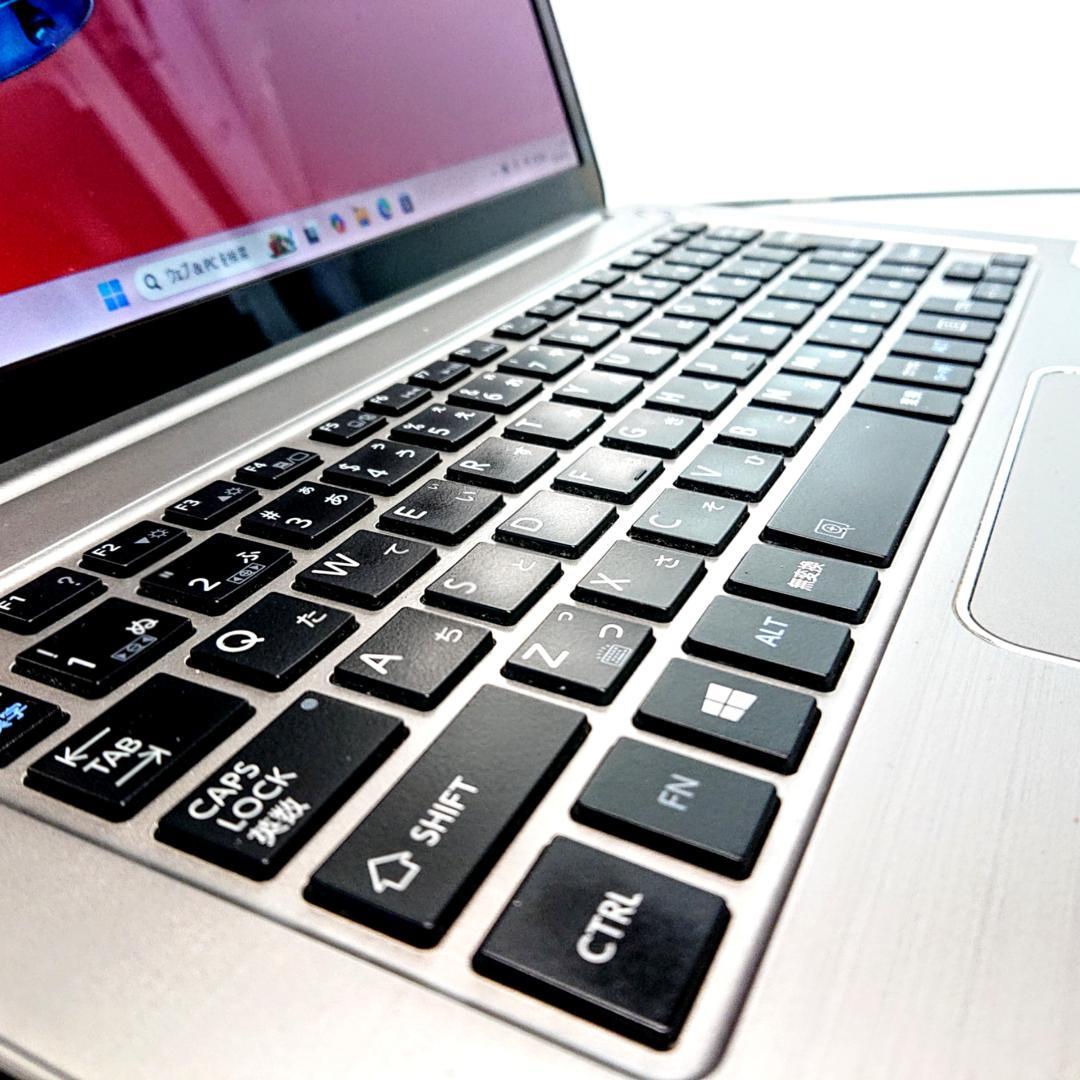 Dynabook KIRA V632/26HS第3世代Core i5 [344]