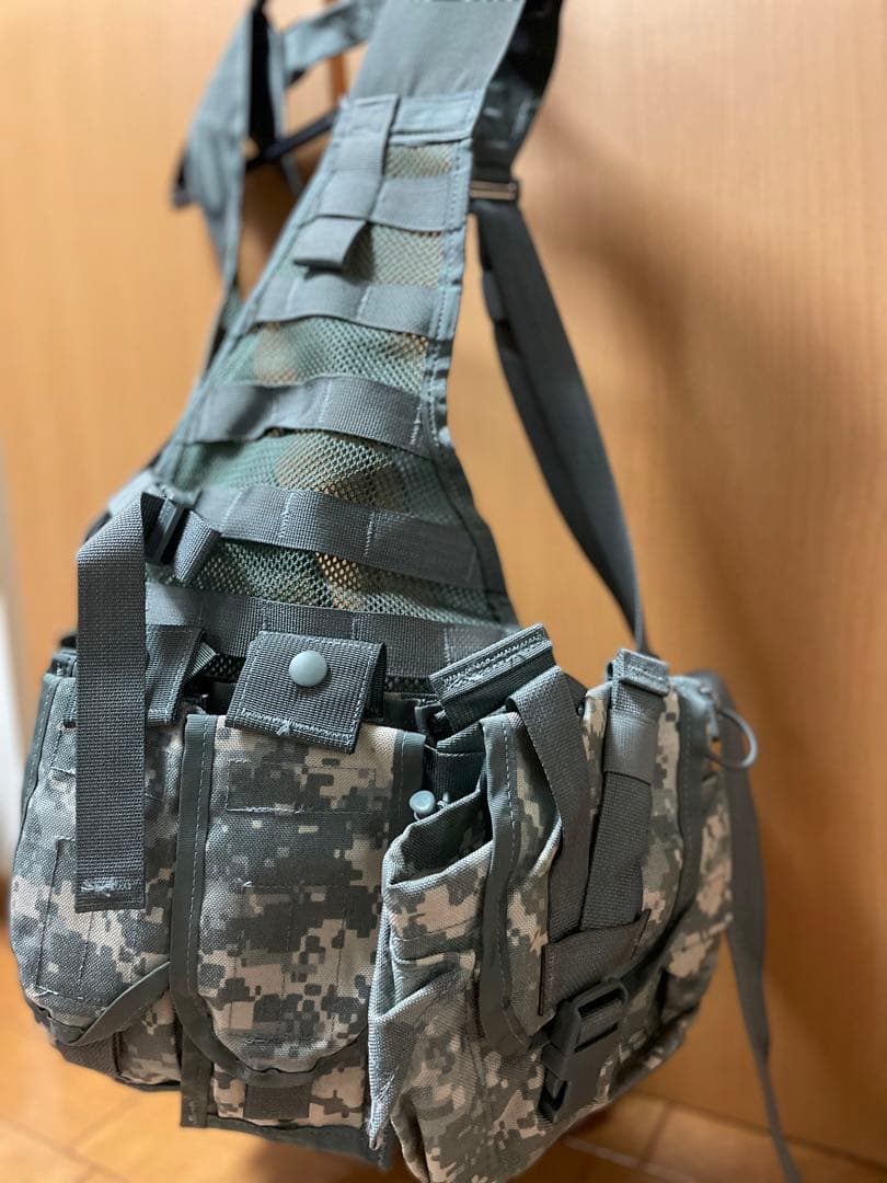 実物　米軍　美品未使用　ファイティングロードキャリアセット　ACU サバゲー