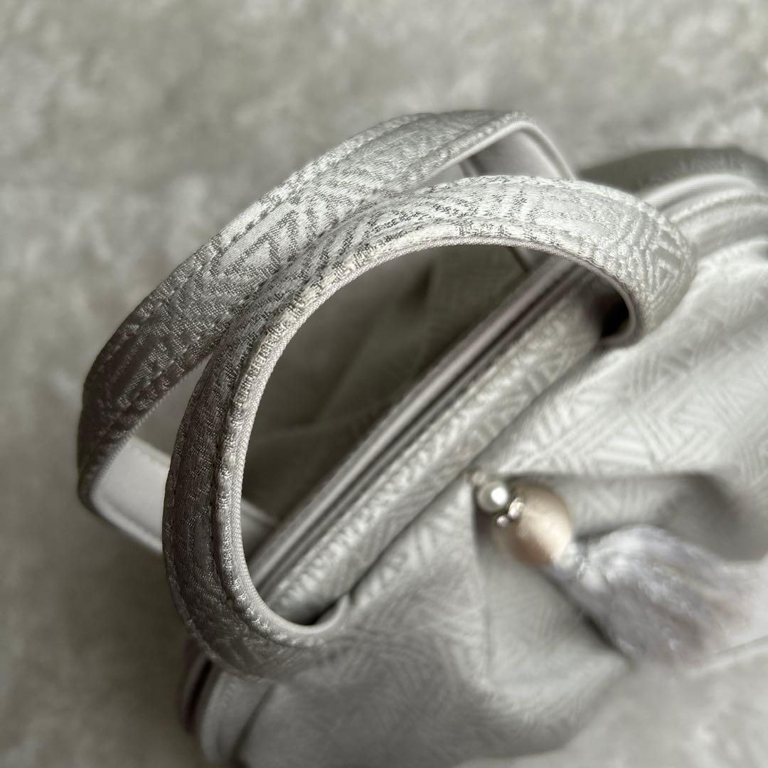 IWASA きものすなお×岩佐　タッセル　ハンドバッグ　銀鈴　GINRIN